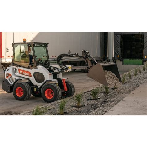 Tips for Operating Your Small Articulated Loader